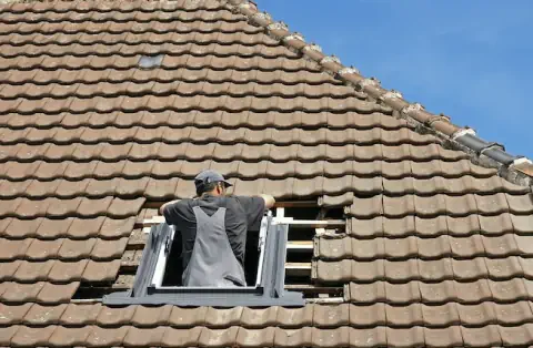Pose de velux - Saint Privat en Périgord